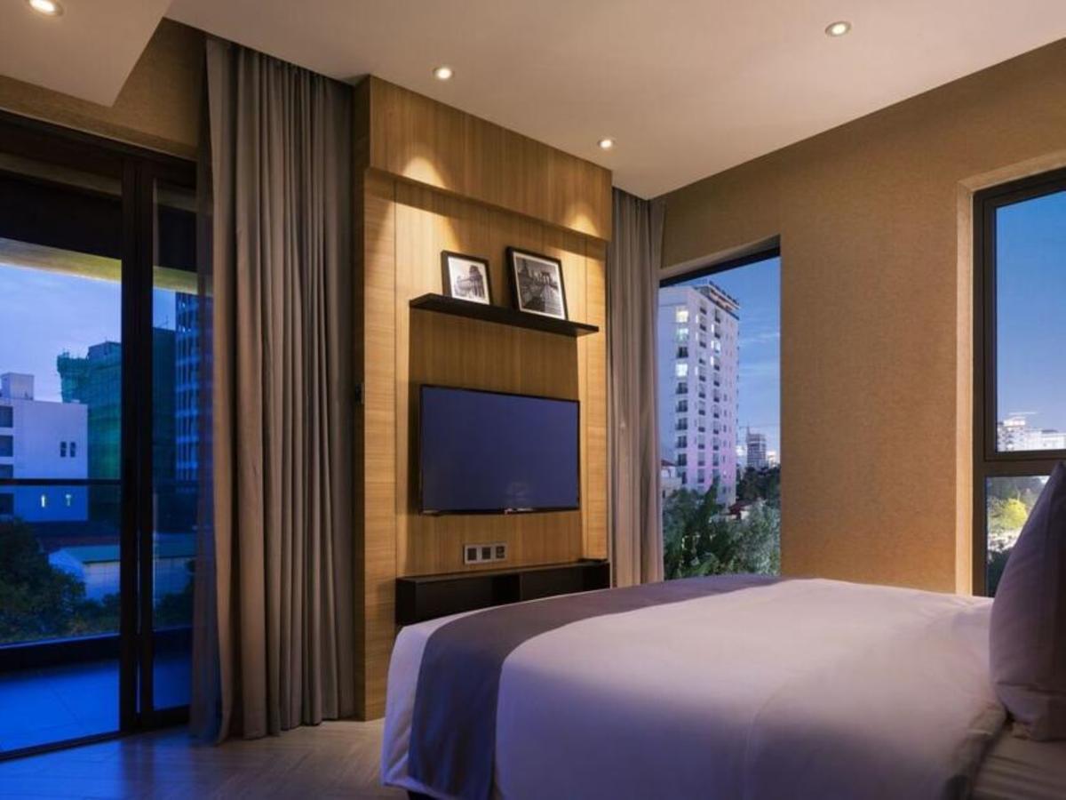 One Residence Hotel & Apartment Phnom Penh Exteriör bild